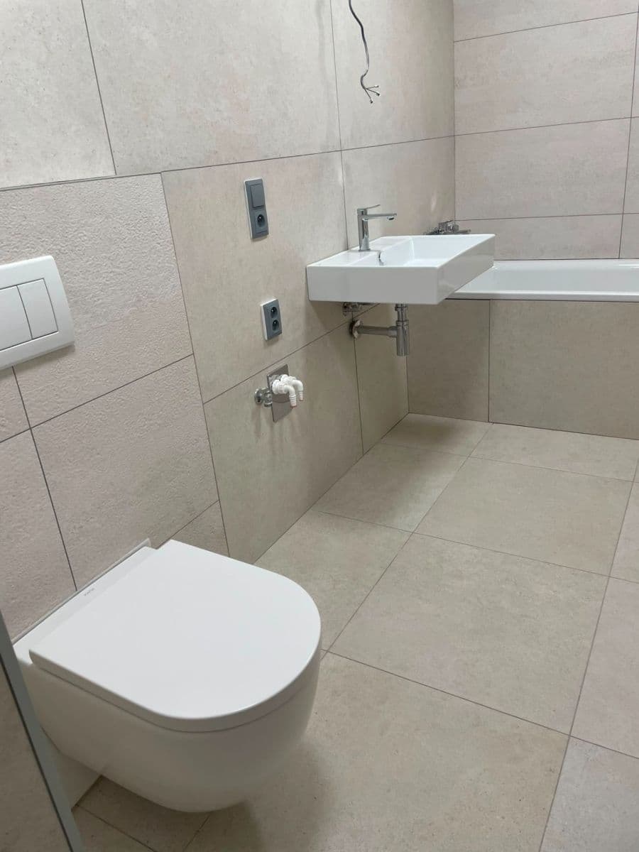 Pronájem bytu 2+1 79 m², Moskevská, Liberec, Liberecký kraj Pronájem bytu 2+1 79 m², Moskevská, Liberec, Liberecký kraj