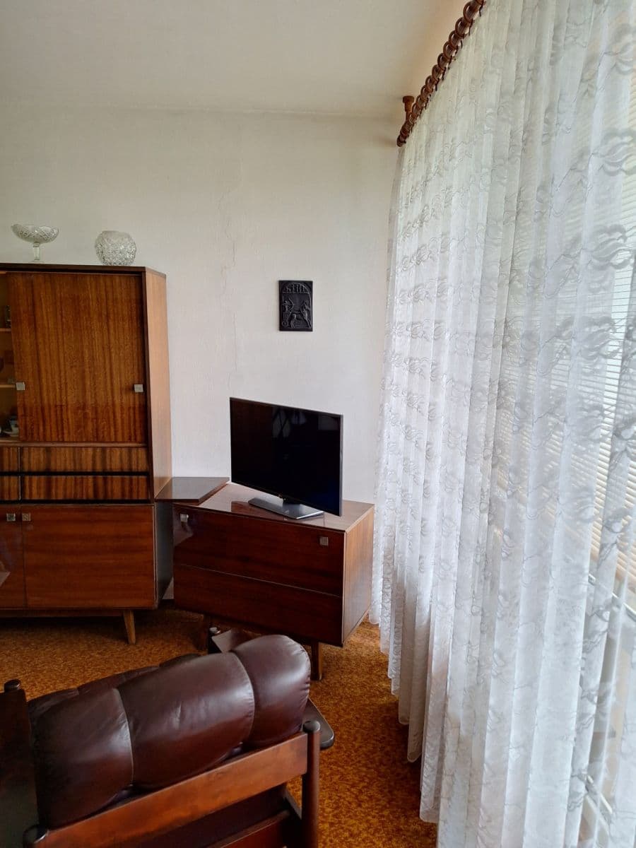 Pronájem bytu 2+1 66 m², Frýdlantská, Praha, Praha Pronájem bytu 2+1 66 m², Frýdlantská, Praha, Praha