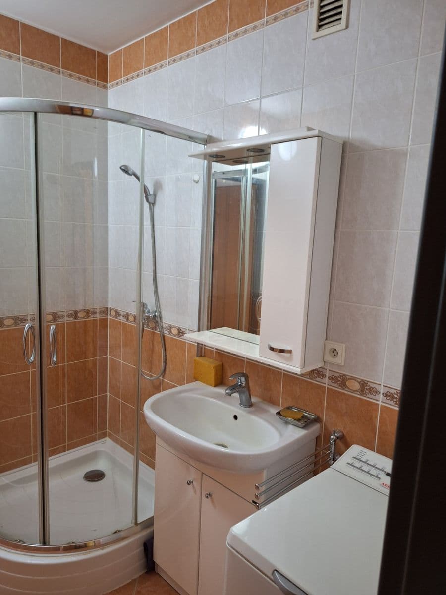 Pronájem bytu 2+1 66 m², Frýdlantská, Praha, Praha Pronájem bytu 2+1 66 m², Frýdlantská, Praha, Praha