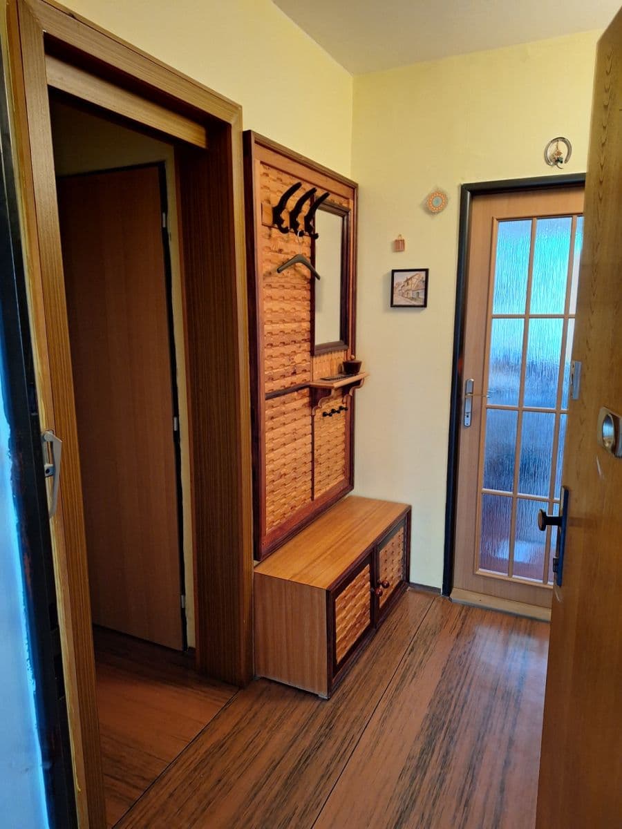 Pronájem bytu 2+1 66 m², Frýdlantská, Praha, Praha Pronájem bytu 2+1 66 m², Frýdlantská, Praha, Praha
