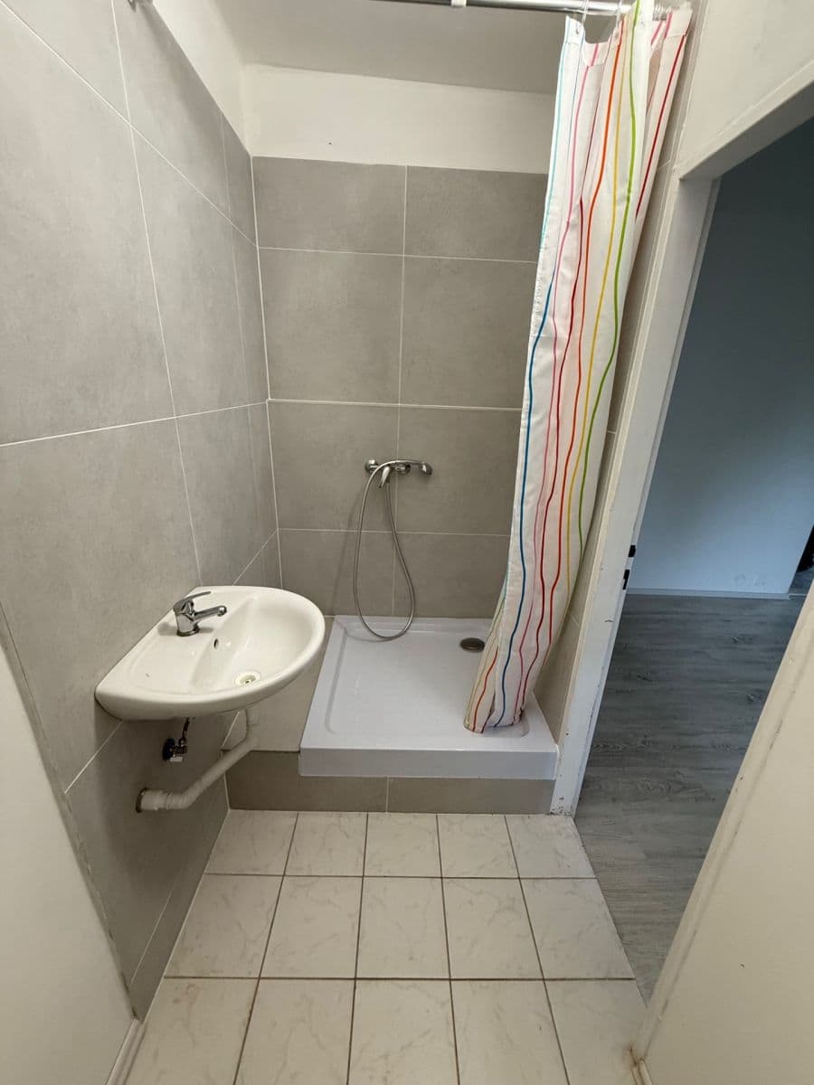 Pronájem bytu 3+kk 60 m², Na Samotě, Praha, Praha Pronájem bytu 3+kk 60 m², Na Samotě, Praha, Praha