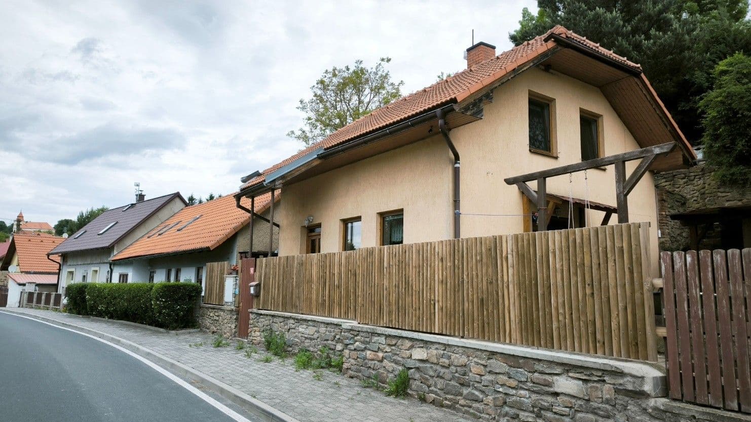 Prodej domu 90 m², pozemek 200 m², Konojedy, Středočeský kraj Prodej domu 90 m², pozemek 200 m², Konojedy, Středočeský kraj