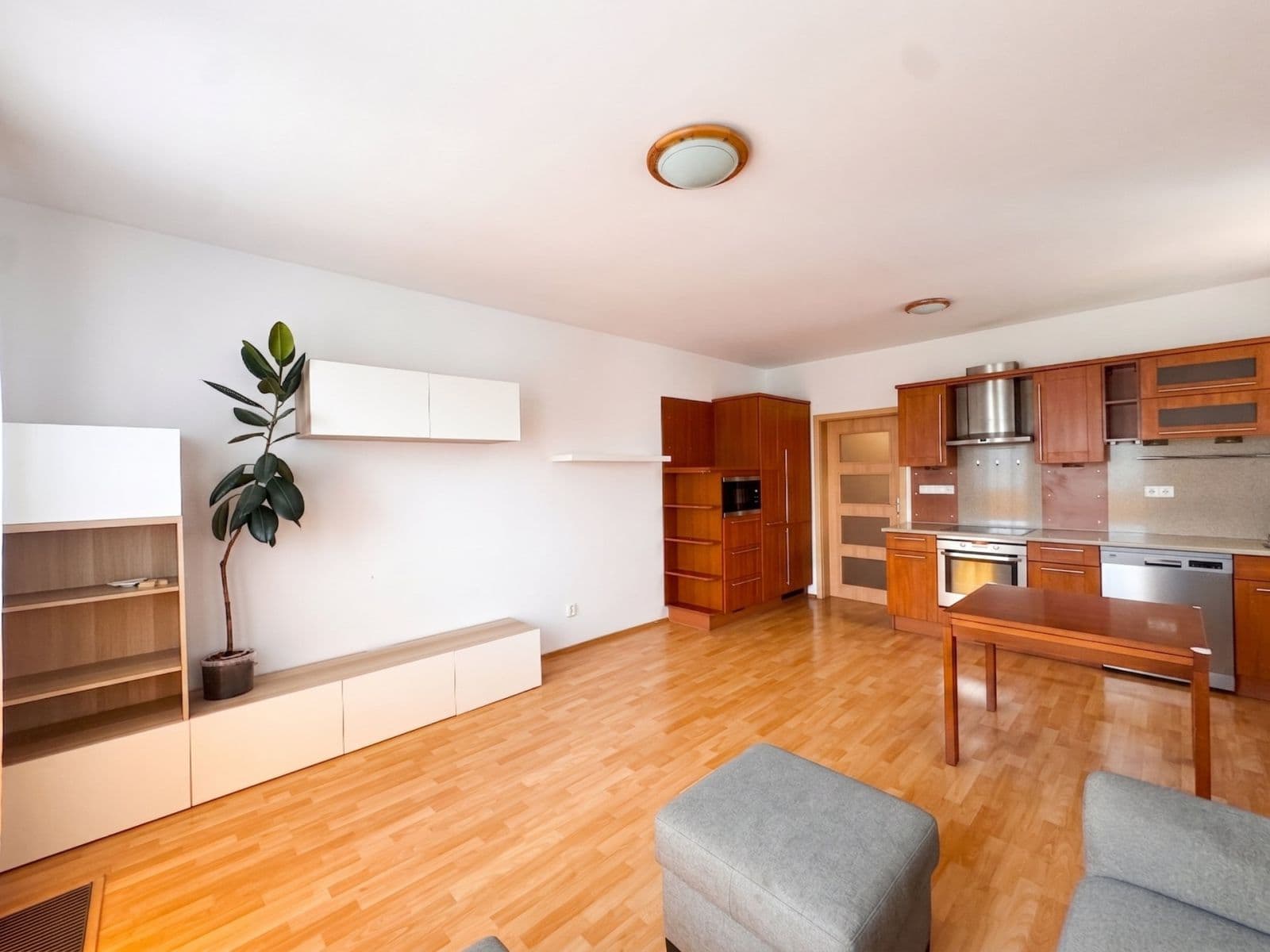 Pronájem bytu 3+kk 69 m², Nad Paloučkem, Beroun, Středočeský kraj Pronájem bytu 3+kk 69 m², Nad Paloučkem, Beroun, Středočeský kraj