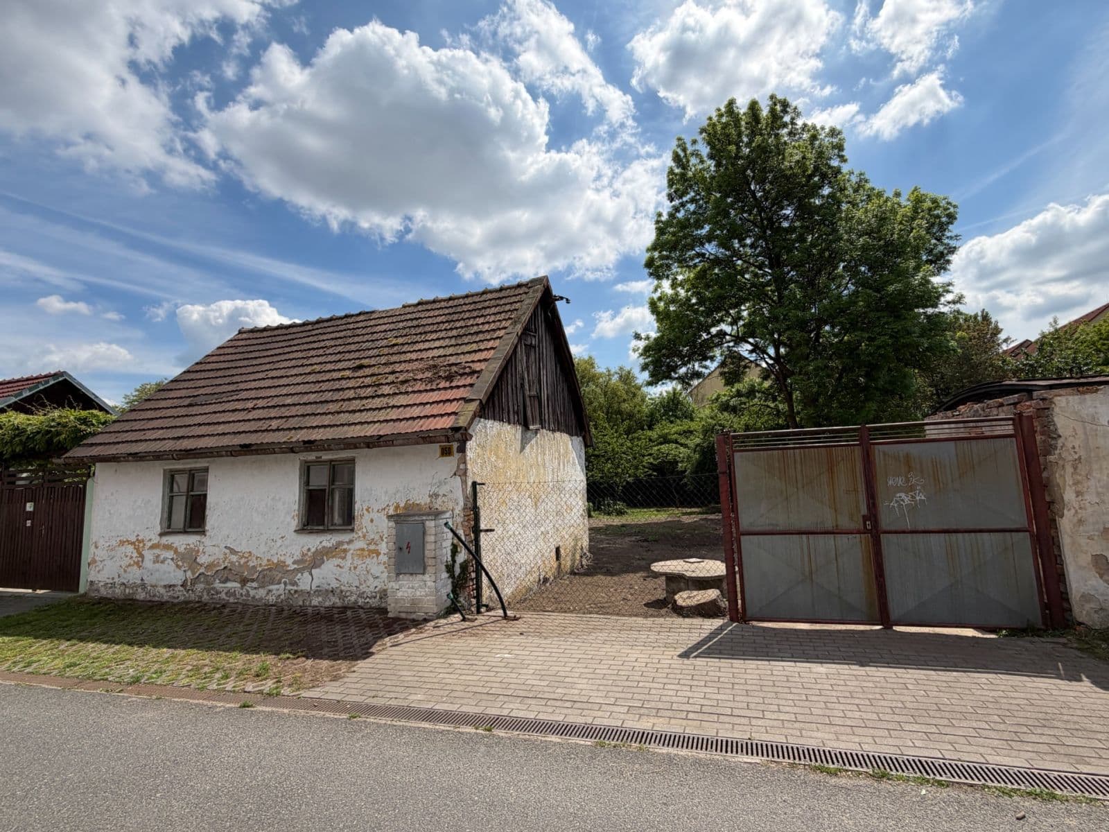Prodej domu 36 m², pozemek 198 m², Vagónka, Nymburk, Středočeský kraj Prodej domu 36 m², pozemek 198 m², Vagónka, Nymburk, Středočeský kraj