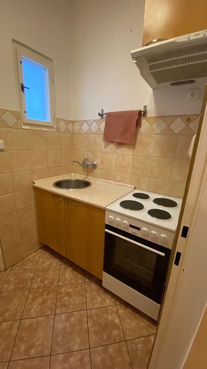 Pronájem bytu 2+1 45 m², Dlouhá, Praha, Praha Pronájem bytu 2+1 45 m², Dlouhá, Praha, Praha