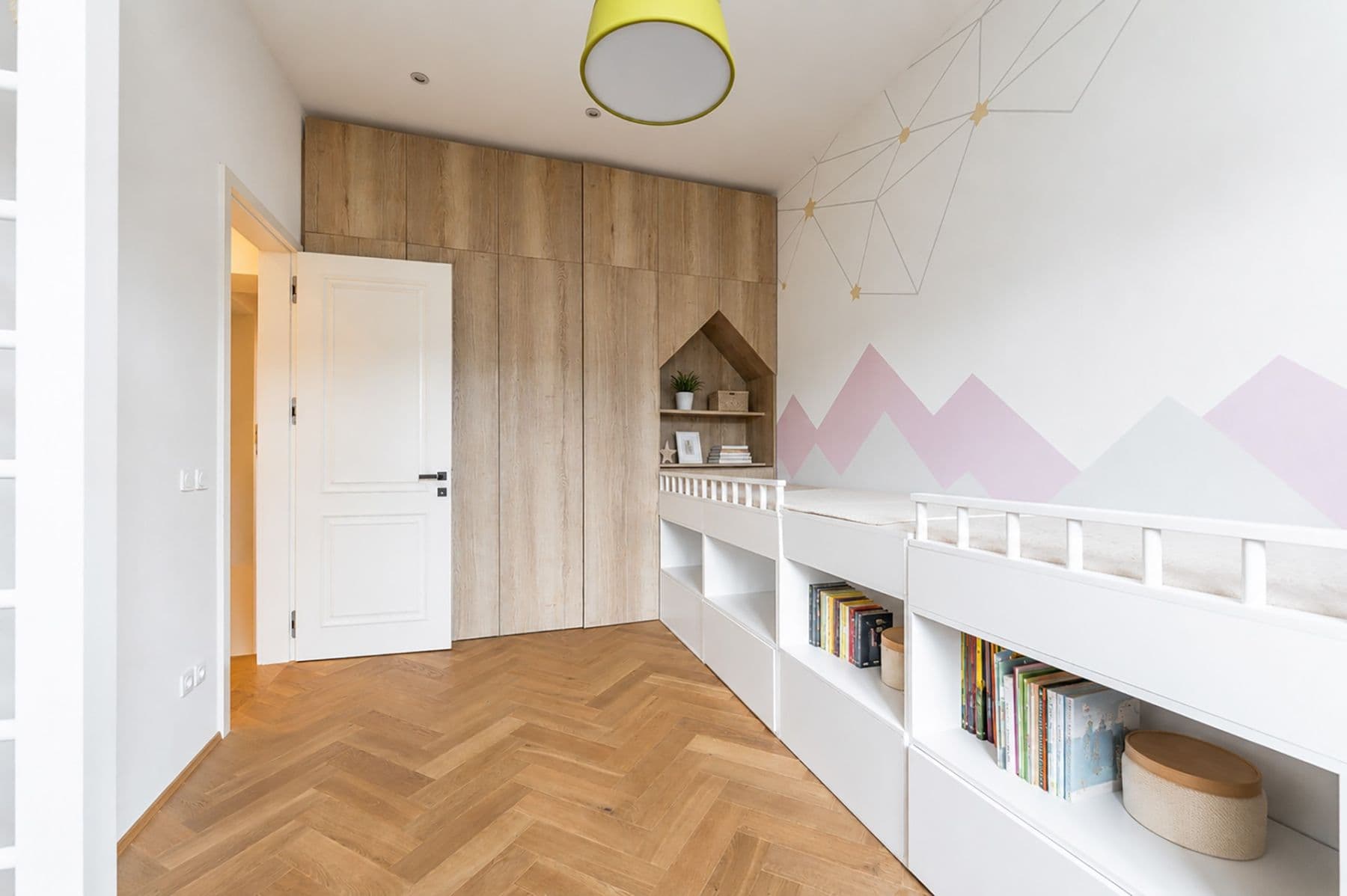 Pronájem bytu 3+kk 80 m², Slezská, Praha, Praha Pronájem bytu 3+kk 80 m², Slezská, Praha, Praha
