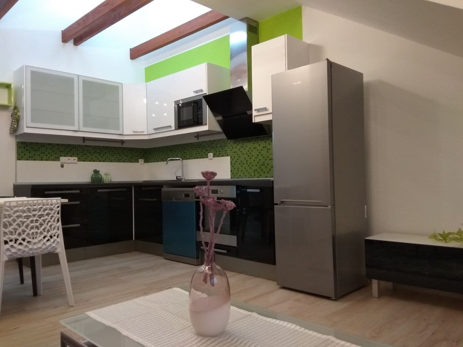 Pronájem bytu 2+1 64 m², Rybnická, Brno, Jihomoravský kraj Pronájem bytu 2+1 64 m², Rybnická, Brno, Jihomoravský kraj