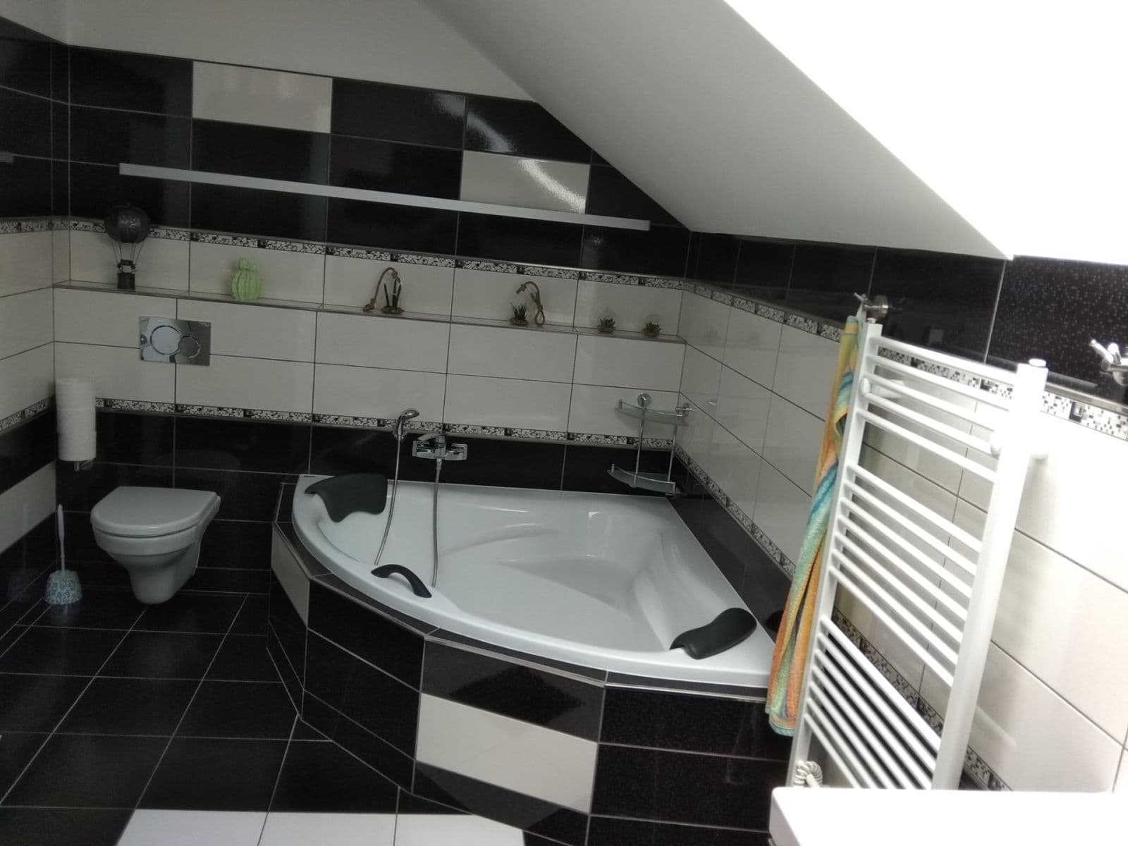 Pronájem bytu 2+1 64 m², Rybnická, Brno, Jihomoravský kraj Pronájem bytu 2+1 64 m², Rybnická, Brno, Jihomoravský kraj
