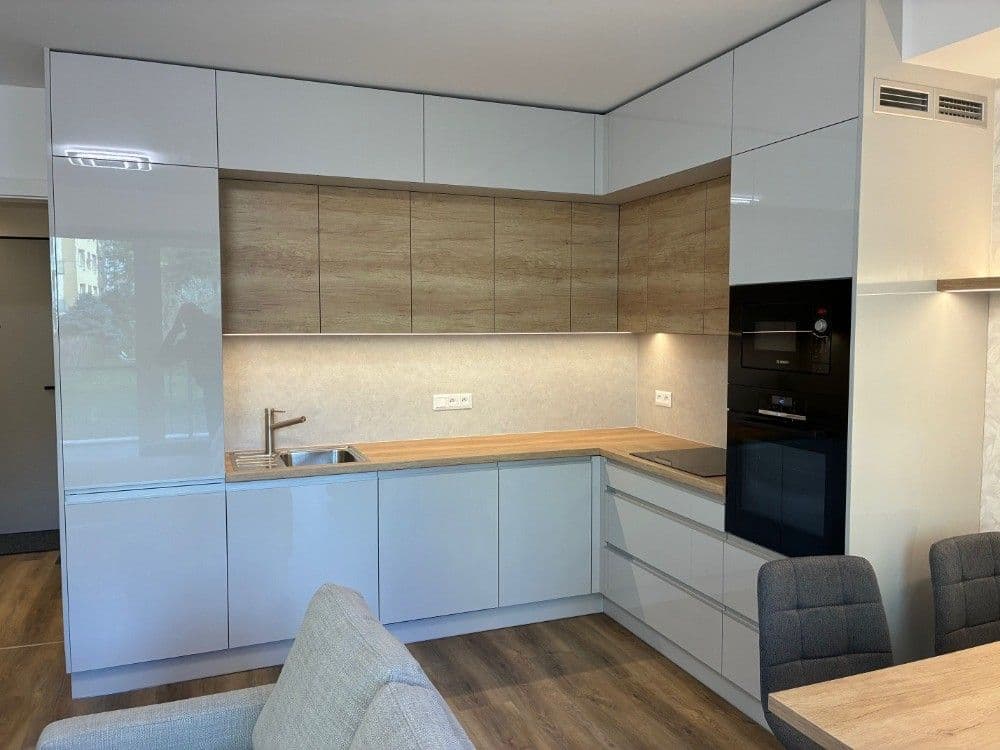 Pronájem bytu 2+kk 56 m², Rostislavovo náměstí, Brno, Jihomoravský kraj Pronájem bytu 2+kk 56 m², Rostislavovo náměstí, Brno, Jihomoravský kraj