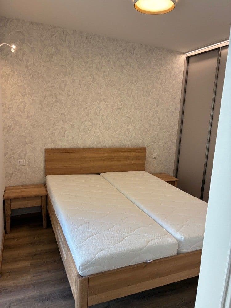 Pronájem bytu 2+kk 56 m², Rostislavovo náměstí, Brno, Jihomoravský kraj Pronájem bytu 2+kk 56 m², Rostislavovo náměstí, Brno, Jihomoravský kraj