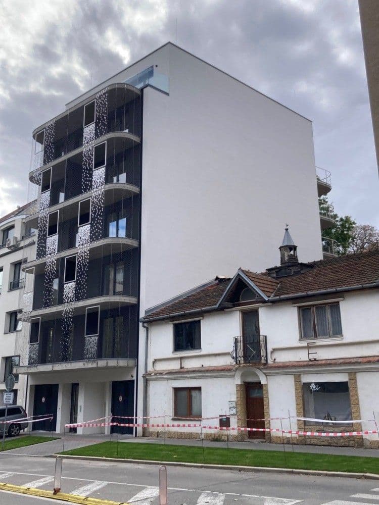 Pronájem bytu 2+kk 56 m², Rostislavovo náměstí, Brno, Jihomoravský kraj Pronájem bytu 2+kk 56 m², Rostislavovo náměstí, Brno, Jihomoravský kraj