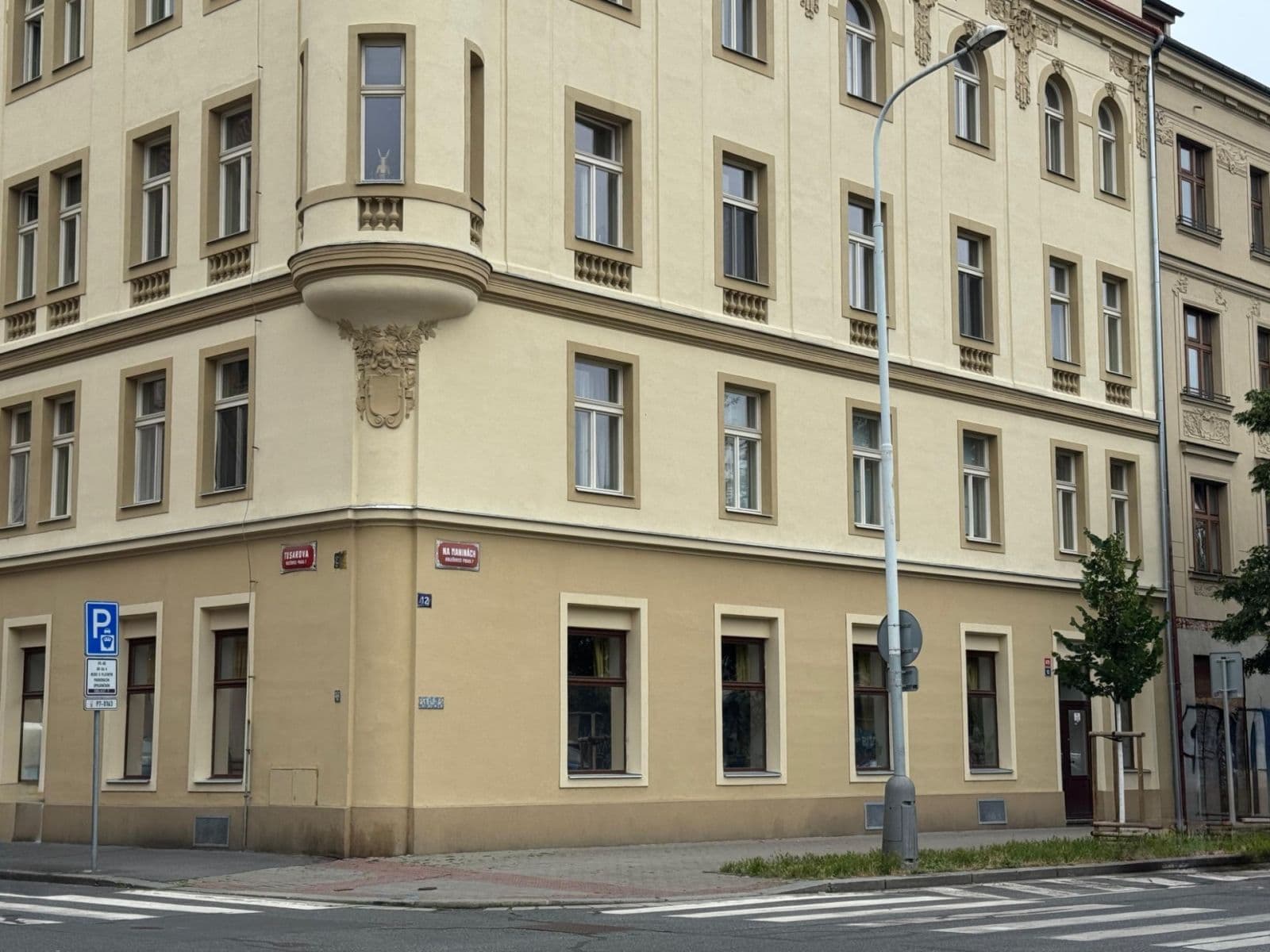 Prodej nebytového prostoru 25 m², Tusarova, Praha, Praha Prodej nebytového prostoru 25 m², Tusarova, Praha, Praha