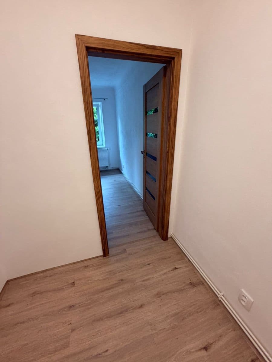 Pronájem bytu 3+1 81 m², Družstevní, Chrastava, Liberecký kraj Pronájem bytu 3+1 81 m², Družstevní, Chrastava, Liberecký kraj