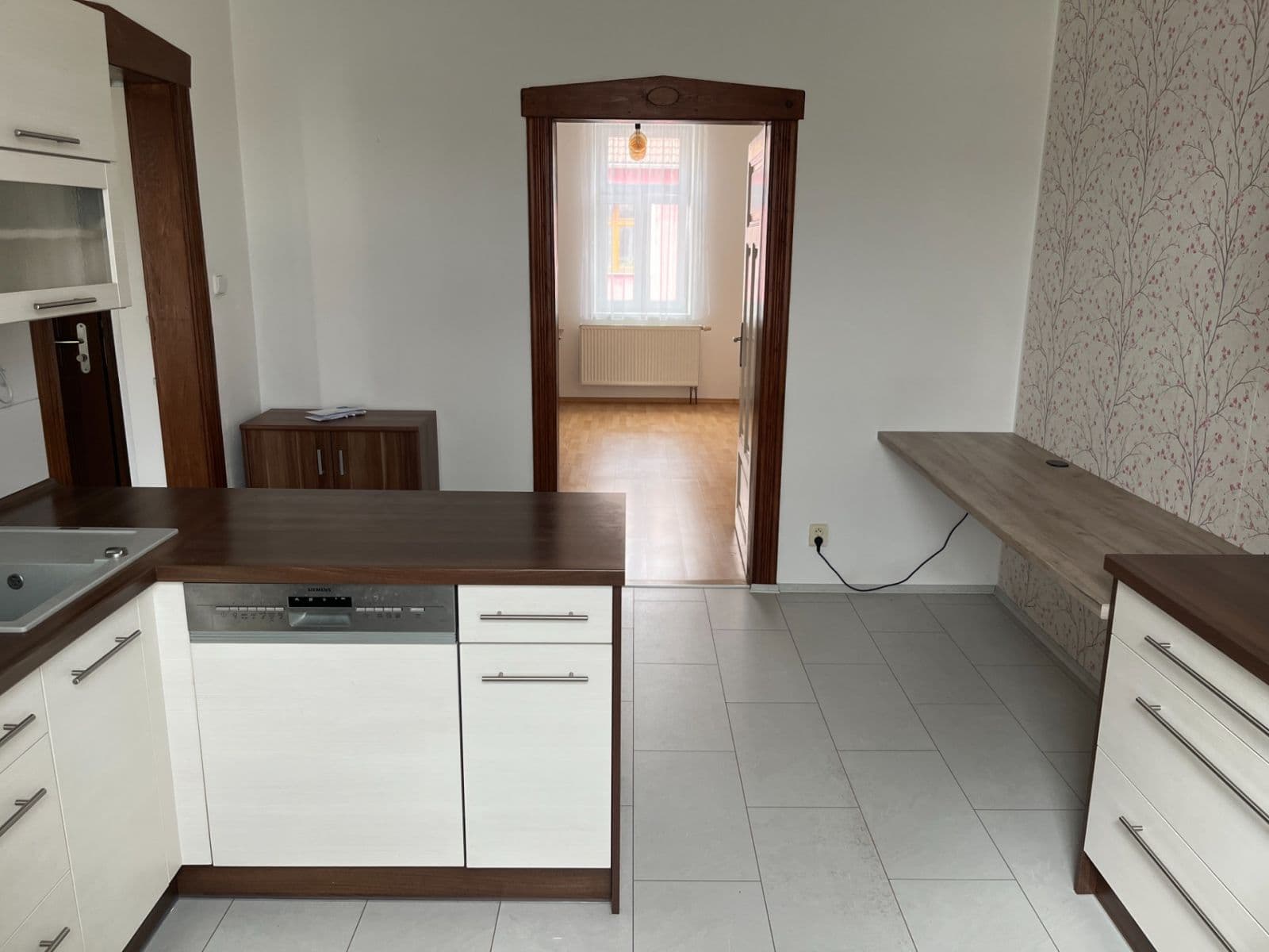 Prodej bytu 3+1 76 m², Dukelská, České Budějovice, Jihočeský kraj Prodej bytu 3+1 76 m², Dukelská, České Budějovice, Jihočeský kraj