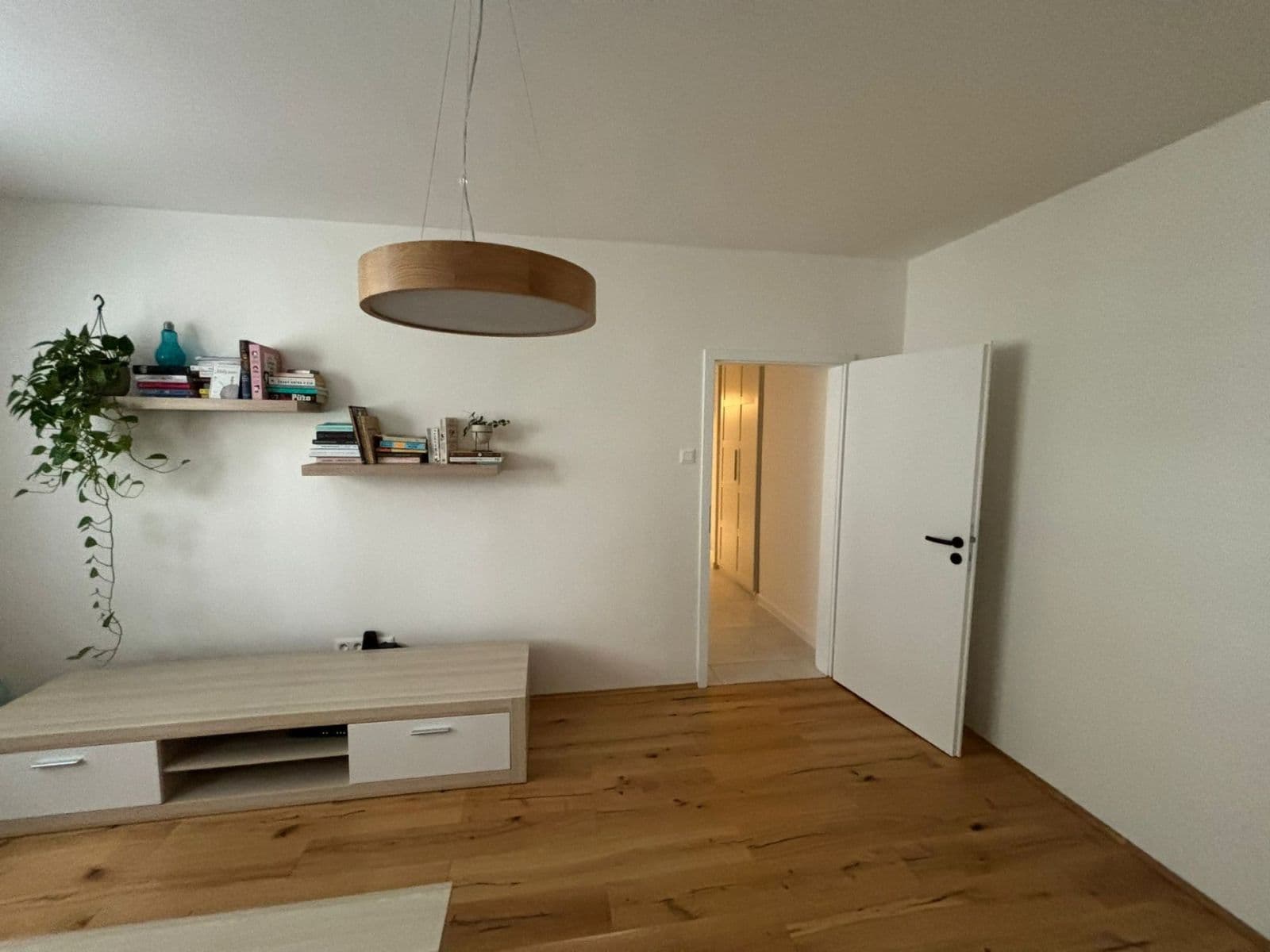 Pronájem bytu 2+1 52 m², A. Gwerkovej, Petržalka, Bratislavský kraj Pronájem bytu 2+1 52 m², A. Gwerkovej, Petržalka, Bratislavský kraj