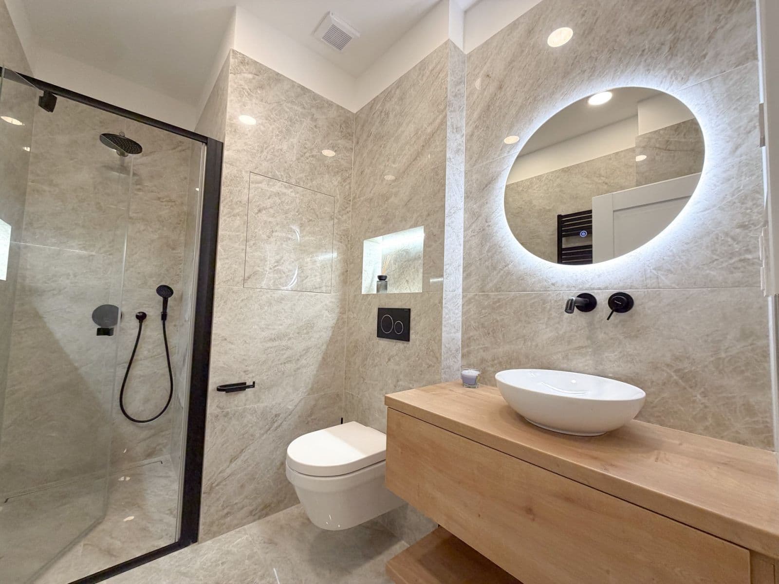 Prodej bytu 2+kk 54 m², Jeseniova, Praha, Praha Prodej bytu 2+kk 54 m², Jeseniova, Praha, Praha