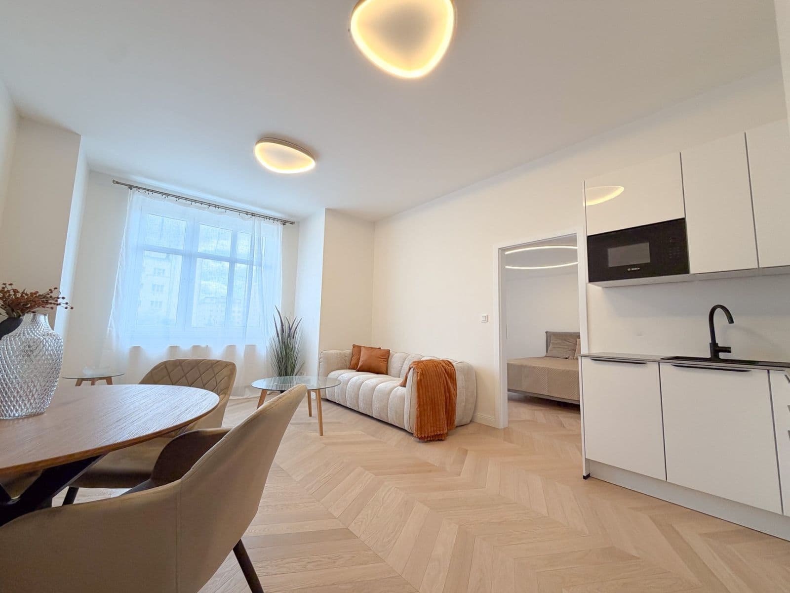Prodej bytu 2+kk 54 m², Jeseniova, Praha, Praha Prodej bytu 2+kk 54 m², Jeseniova, Praha, Praha