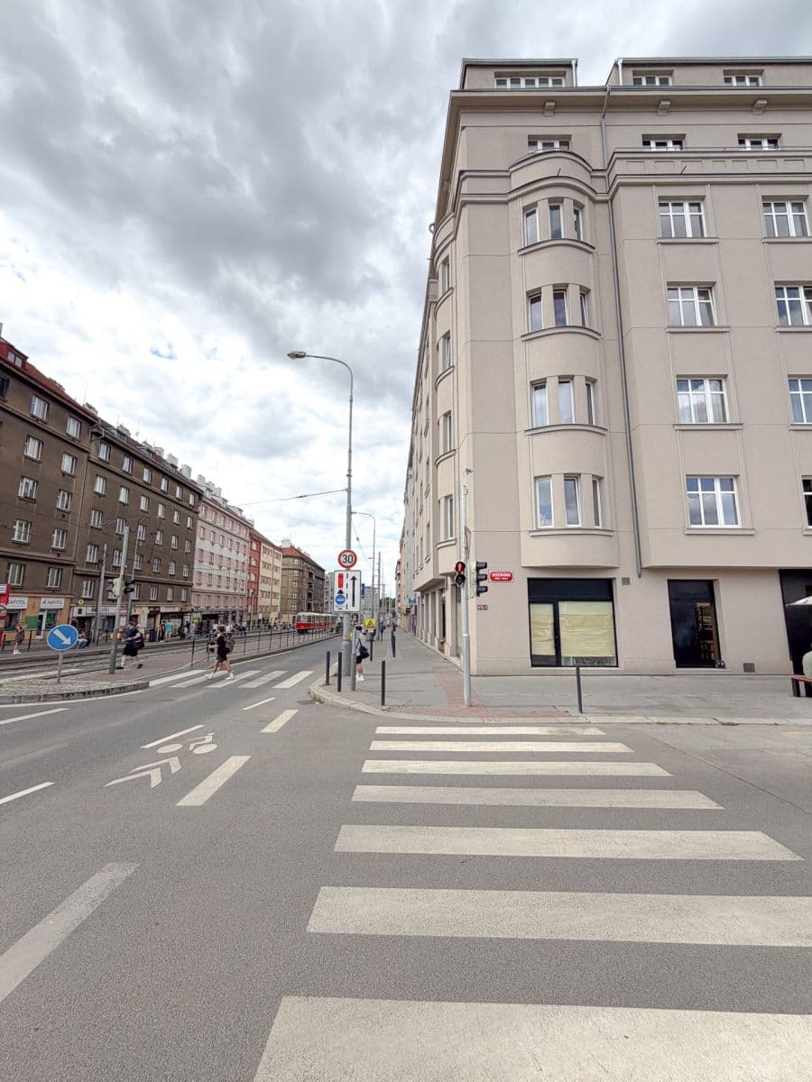 Prodej bytu 2+kk 54 m², Jeseniova, Praha, Praha Prodej bytu 2+kk 54 m², Jeseniova, Praha, Praha