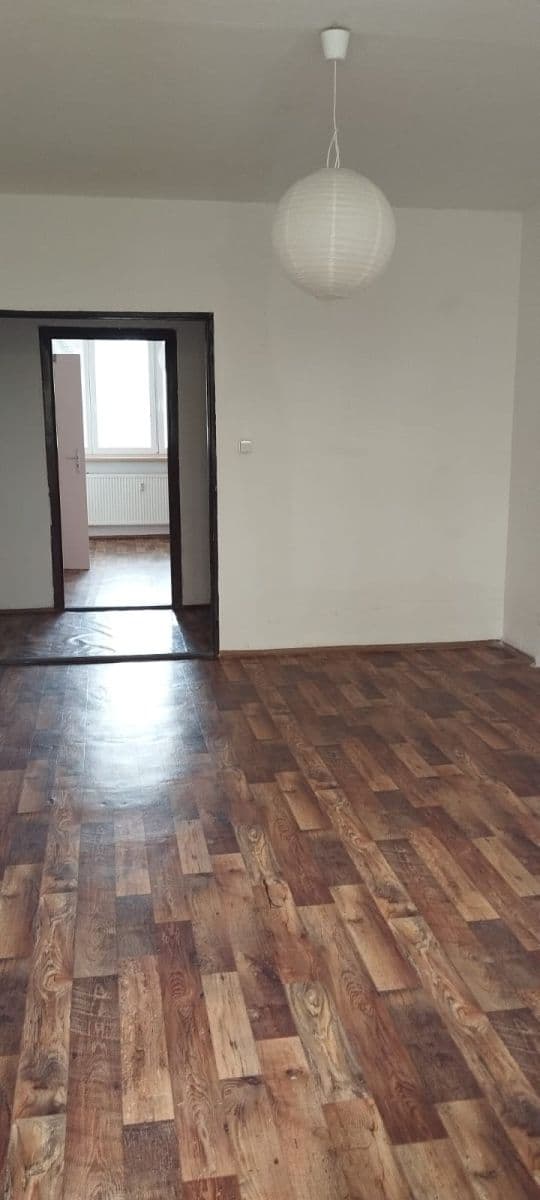 Pronájem bytu 2+1 60 m², Gen. Píky, Ostrava, Moravskoslezský kraj Pronájem bytu 2+1 60 m², Gen. Píky, Ostrava, Moravskoslezský kraj