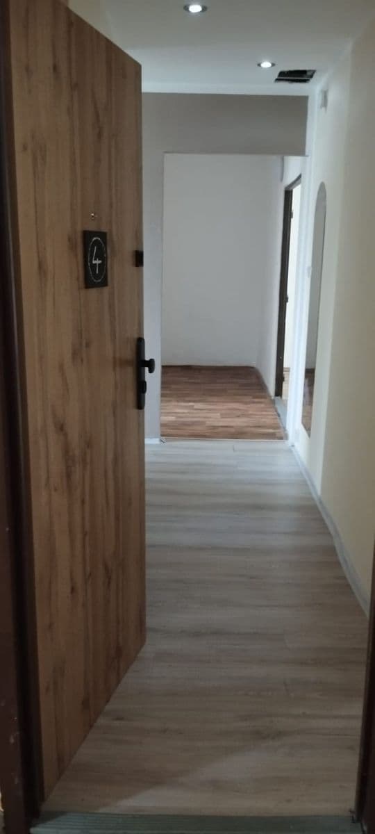 Pronájem bytu 2+1 60 m², Gen. Píky, Ostrava, Moravskoslezský kraj Pronájem bytu 2+1 60 m², Gen. Píky, Ostrava, Moravskoslezský kraj