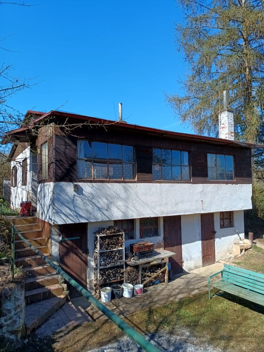 Prodej chaty, chalupy 60 m², pozemek 504 m², Lesní, Zadní Třebaň, Středočeský kraj Prodej chaty, chalupy 60 m², pozemek 504 m², Lesní, Zadní Třebaň, Středočeský kraj