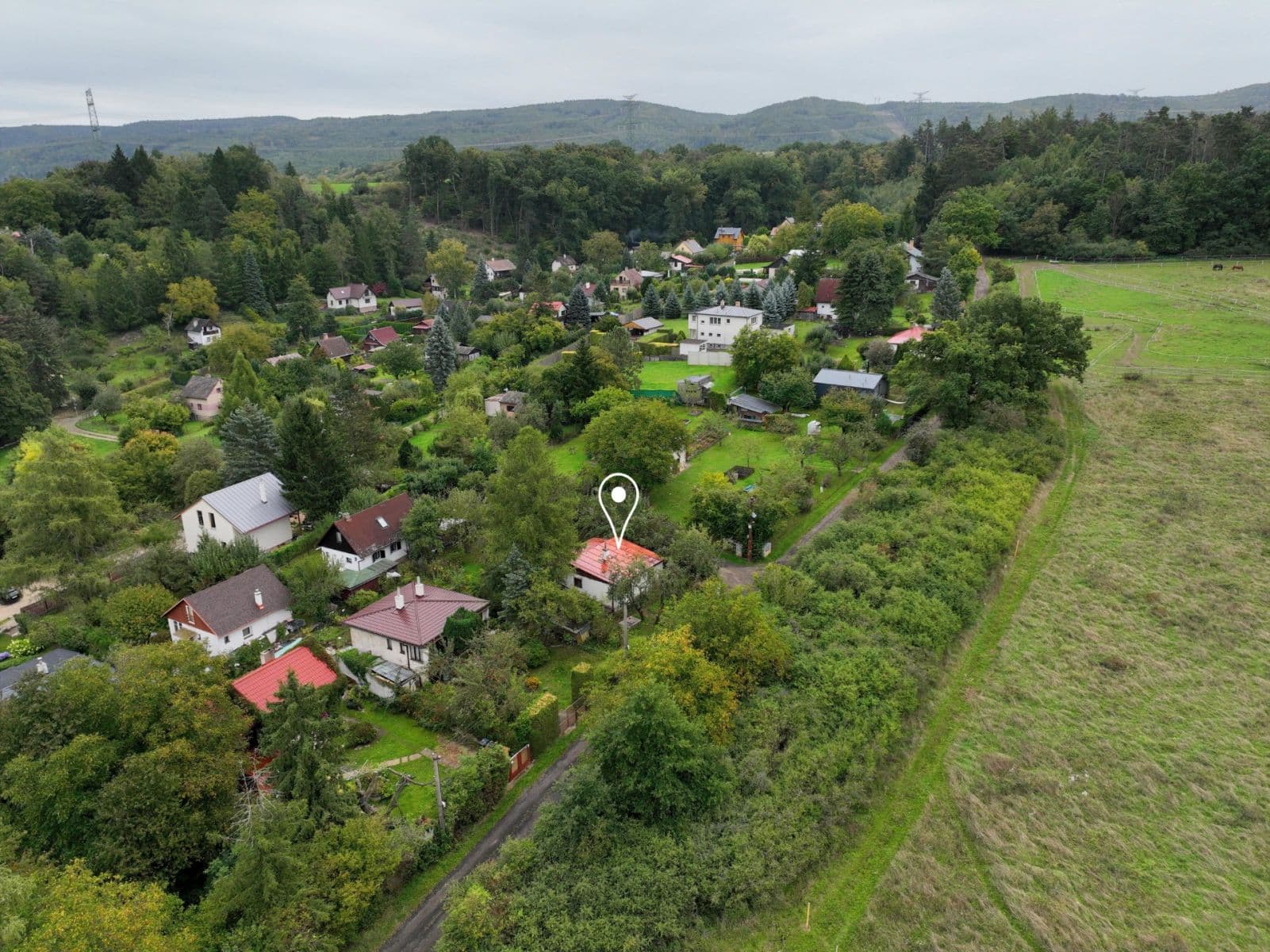 Prodej chaty, chalupy 60 m², pozemek 504 m², Lesní, Zadní Třebaň, Středočeský kraj Prodej chaty, chalupy 60 m², pozemek 504 m², Lesní, Zadní Třebaň, Středočeský kraj