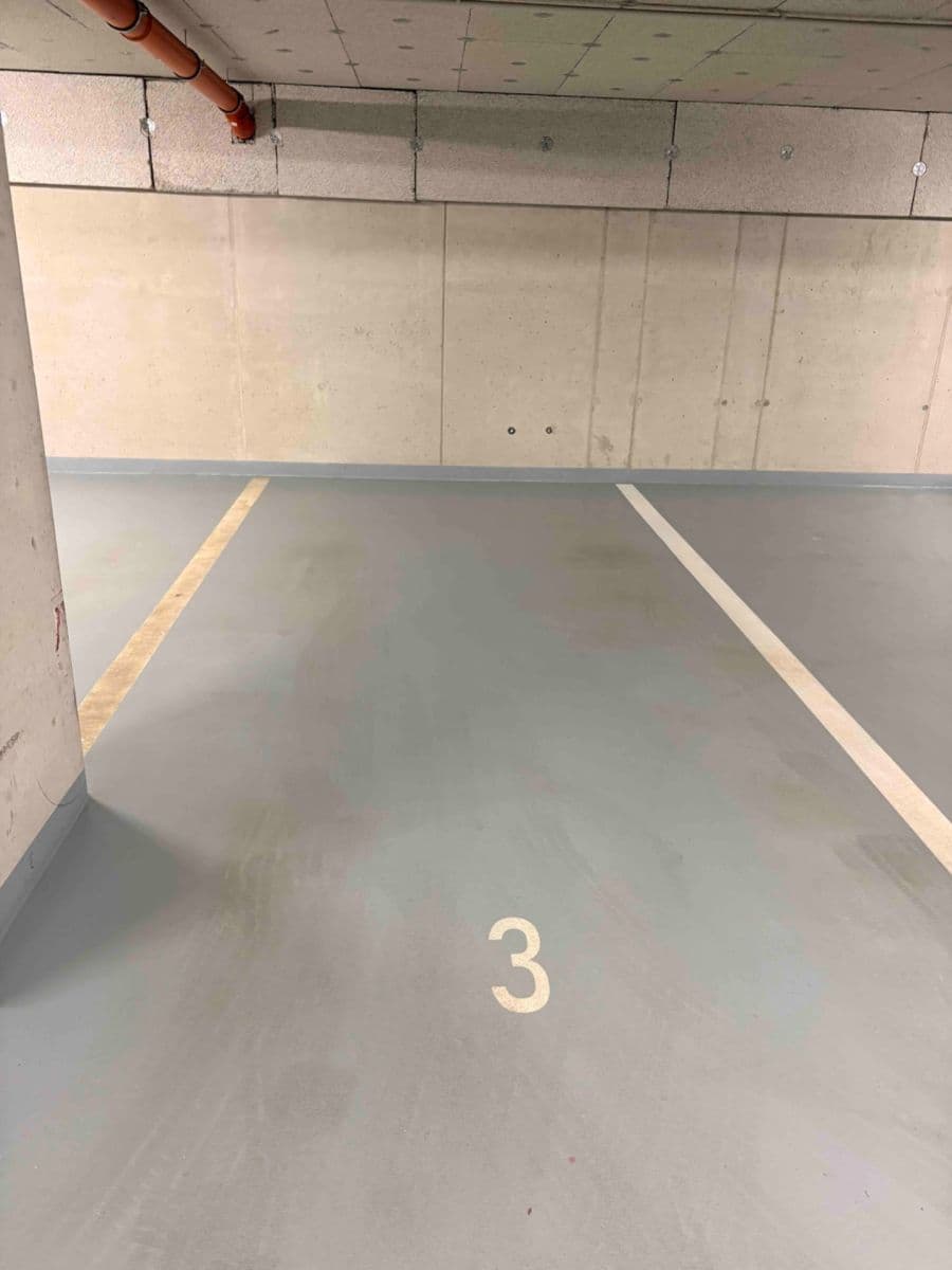 Pronájem garáže 13 m², Třebohostická, Praha, Praha Pronájem garáže 13 m², Třebohostická, Praha, Praha