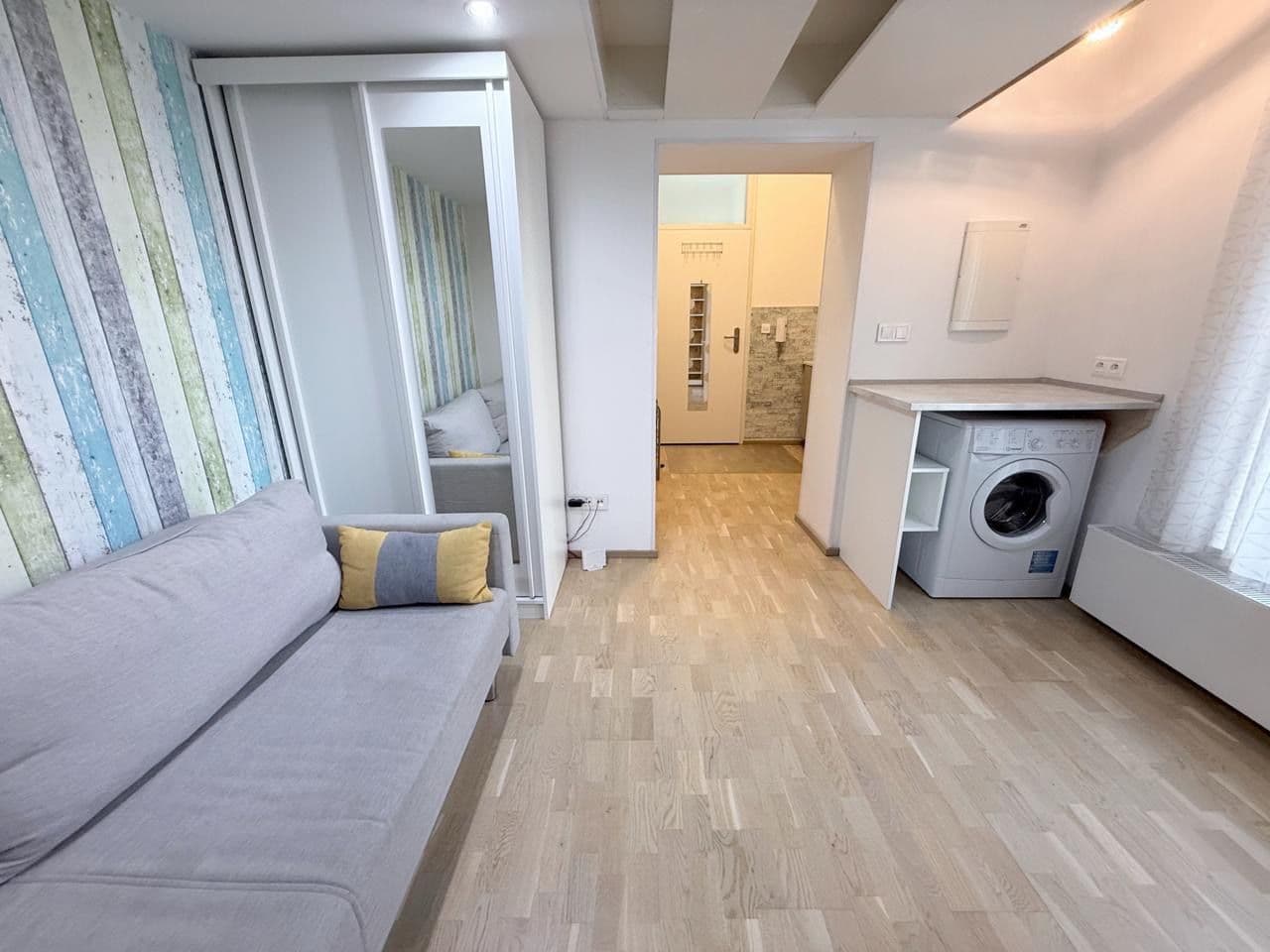Pronájem bytu 1+kk 30 m², Zenklova, Praha, Praha Pronájem bytu 1+kk 30 m², Zenklova, Praha, Praha