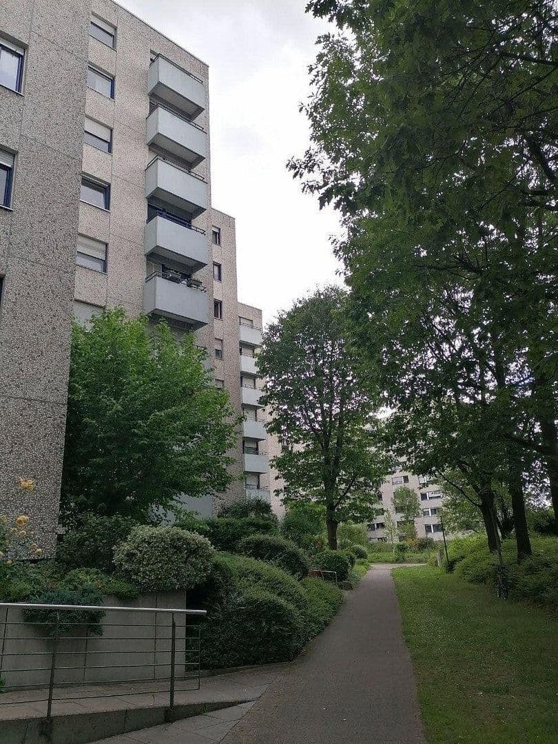 Prodej bytu 3+kk 95 m², Stuttgart - Möhringen, Bádensko-Württembersko Prodej bytu 3+kk 95 m², Stuttgart - Möhringen, Bádensko-Württembersko