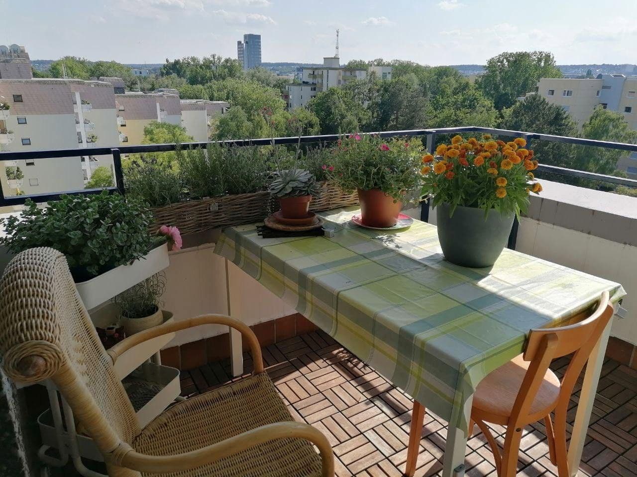 Prodej bytu 3+kk 95 m², Stuttgart - Möhringen, Bádensko-Württembersko Prodej bytu 3+kk 95 m², Stuttgart - Möhringen, Bádensko-Württembersko