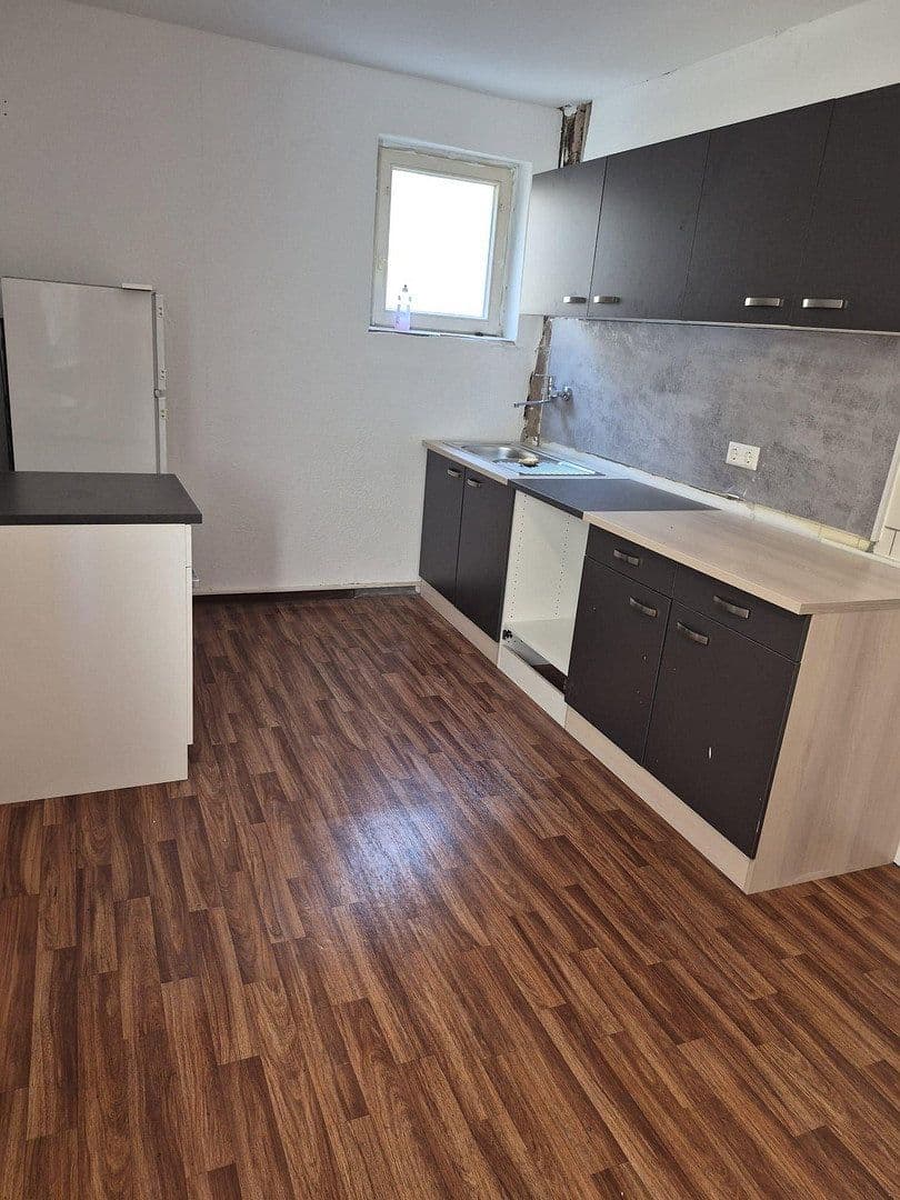 Pronájem bytu 3+1 15 m², Gartenstrasse, Heilbronn, Bádensko-Württembersko Pronájem bytu 3+1 15 m², Gartenstrasse, Heilbronn, Bádensko-Württembersko