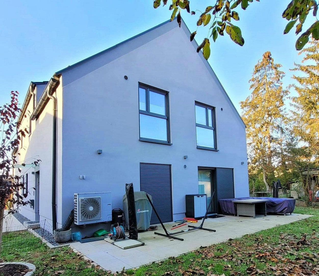 Prodej domu 126 m², pozemek 300 m², Hanau, Hessen Prodej domu 126 m², pozemek 300 m², Hanau, Hessen