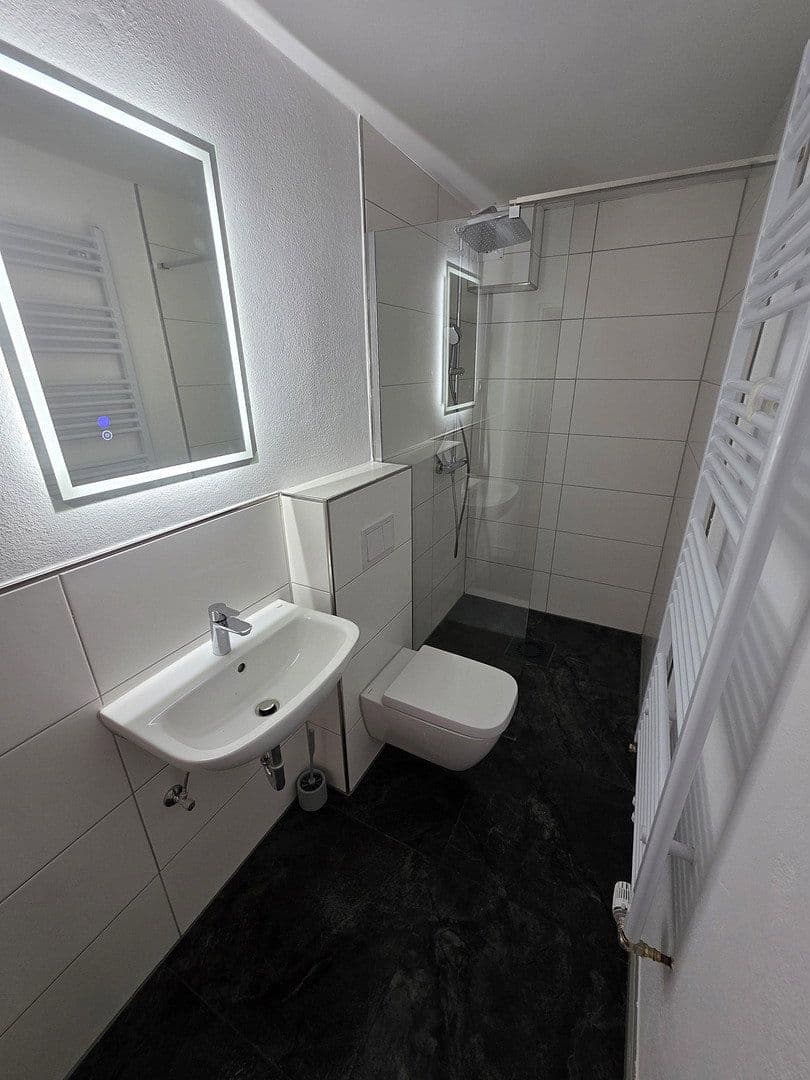 Prodej bytu 3+1 86 m², Lemgo, Severní Porýní-Vestfálsko Prodej bytu 3+1 86 m², Lemgo, Severní Porýní-Vestfálsko