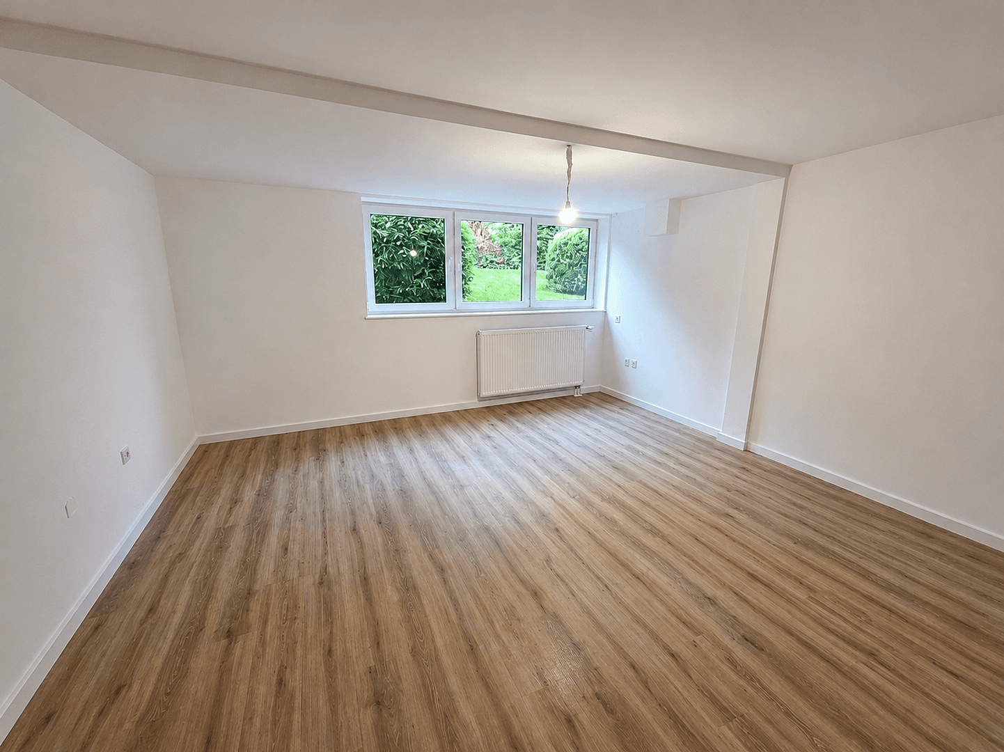 Prodej bytu 3+1 86 m², Lemgo, Severní Porýní-Vestfálsko Prodej bytu 3+1 86 m², Lemgo, Severní Porýní-Vestfálsko