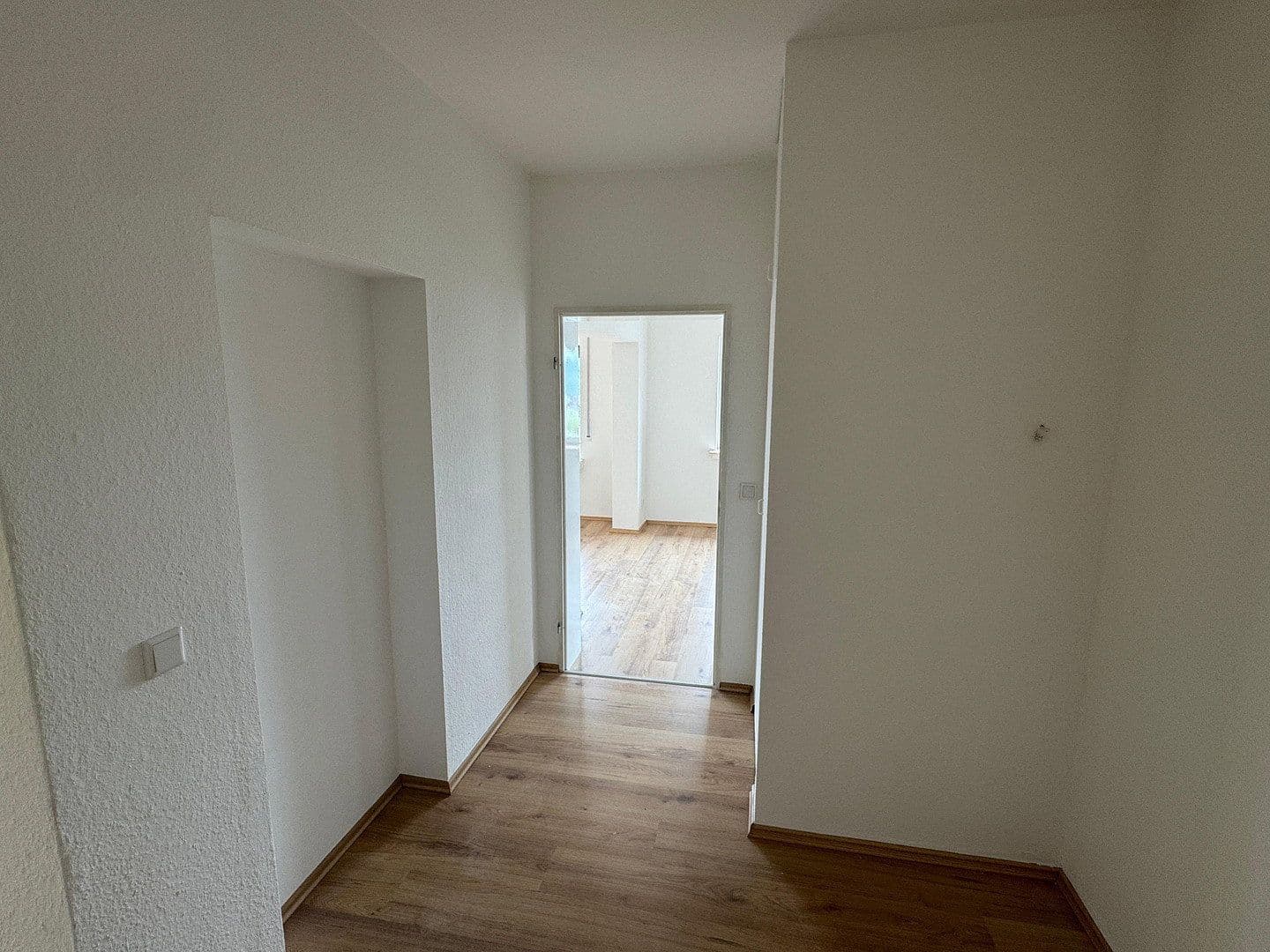 Pronájem bytu 3+1 114 m², Ringstraße 1b, Sundern, Severní Porýní-Vestfálsko Pronájem bytu 3+1 114 m², Ringstraße 1b, Sundern, Severní Porýní-Vestfálsko