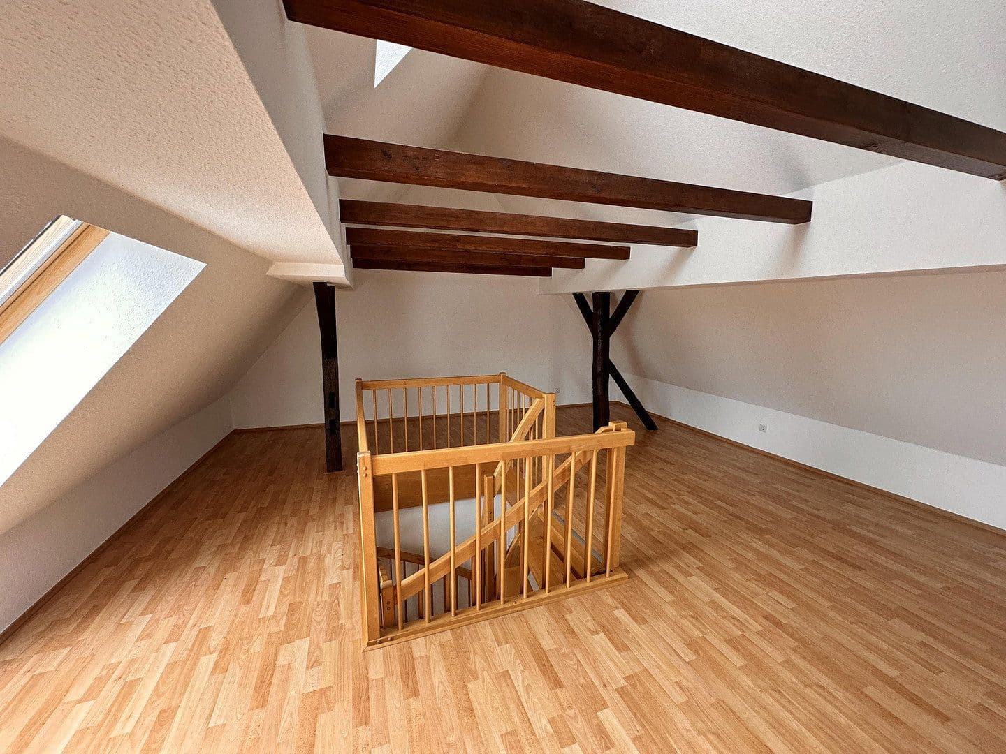Pronájem bytu 2+1 94 m², Am Zehnt 9, Sinsheim, Bádensko-Württembersko Pronájem bytu 2+1 94 m², Am Zehnt 9, Sinsheim, Bádensko-Württembersko