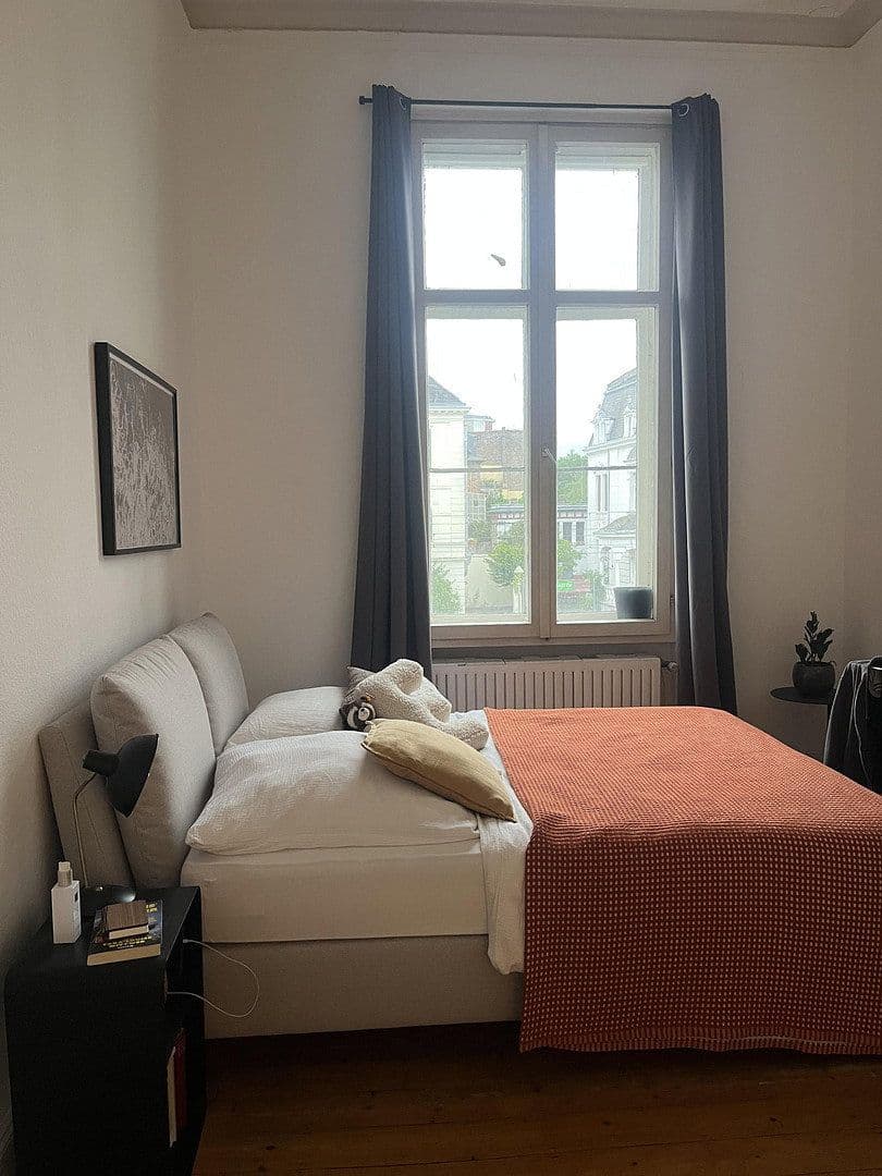 Pronájem bytu 3+1 90 m², Weberstr.41, Bonn, Severní Porýní-Vestfálsko Pronájem bytu 3+1 90 m², Weberstr.41, Bonn, Severní Porýní-Vestfálsko