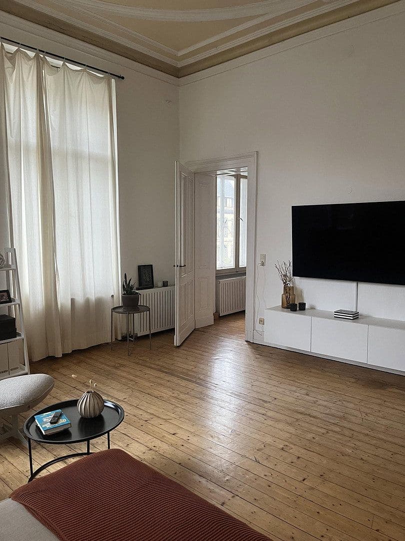 Pronájem bytu 3+1 90 m², Weberstr.41, Bonn, Severní Porýní-Vestfálsko Pronájem bytu 3+1 90 m², Weberstr.41, Bonn, Severní Porýní-Vestfálsko