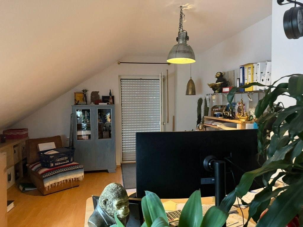 Pronájem bytu 4+1 150 m², Spitzwegstraße 6, Alzenau, Bavorsko Pronájem bytu 4+1 150 m², Spitzwegstraße 6, Alzenau, Bavorsko