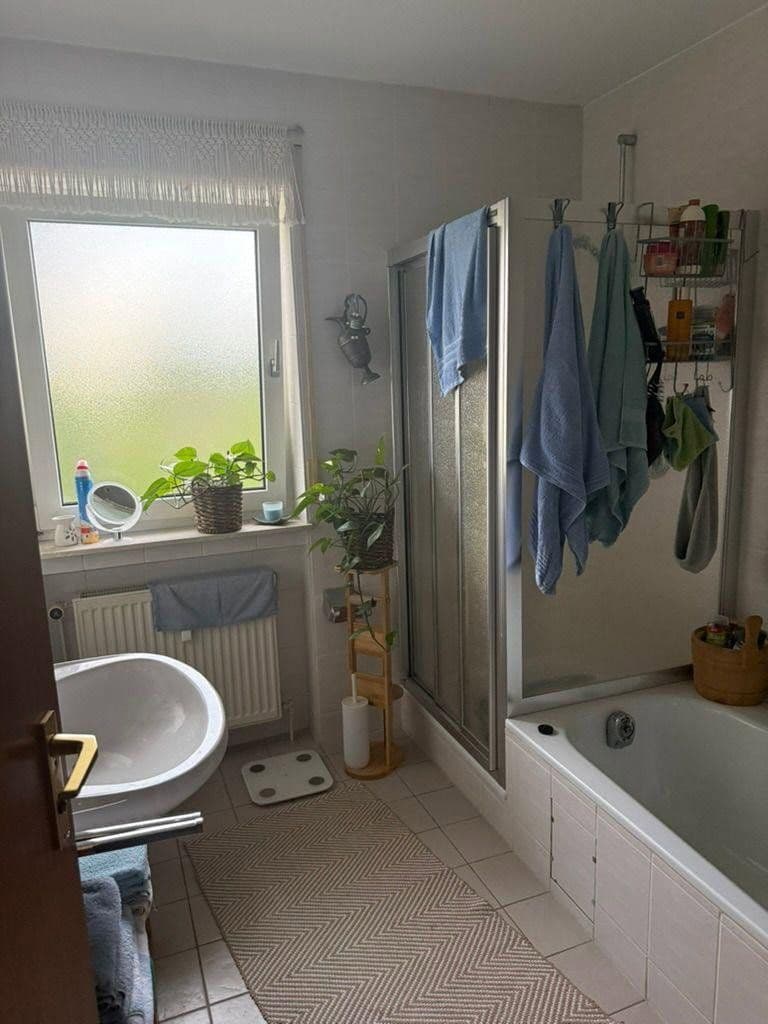 Pronájem bytu 4+1 150 m², Spitzwegstraße 6, Alzenau, Bavorsko Pronájem bytu 4+1 150 m², Spitzwegstraße 6, Alzenau, Bavorsko