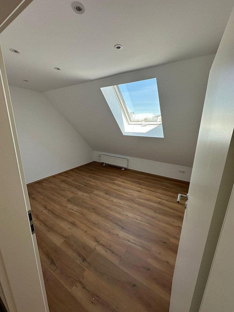 Pronájem bytu 3+1 45 m², Geleitstraße 30, Hanau, Hessen Pronájem bytu 3+1 45 m², Geleitstraße 30, Hanau, Hessen