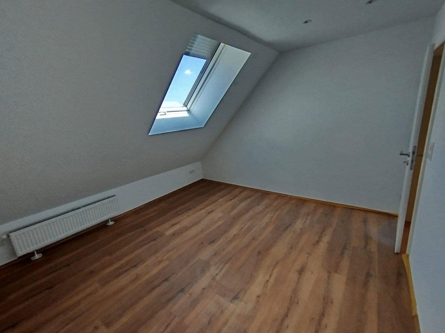 Pronájem bytu 3+1 45 m², Geleitstraße 30, Hanau, Hessen Pronájem bytu 3+1 45 m², Geleitstraße 30, Hanau, Hessen