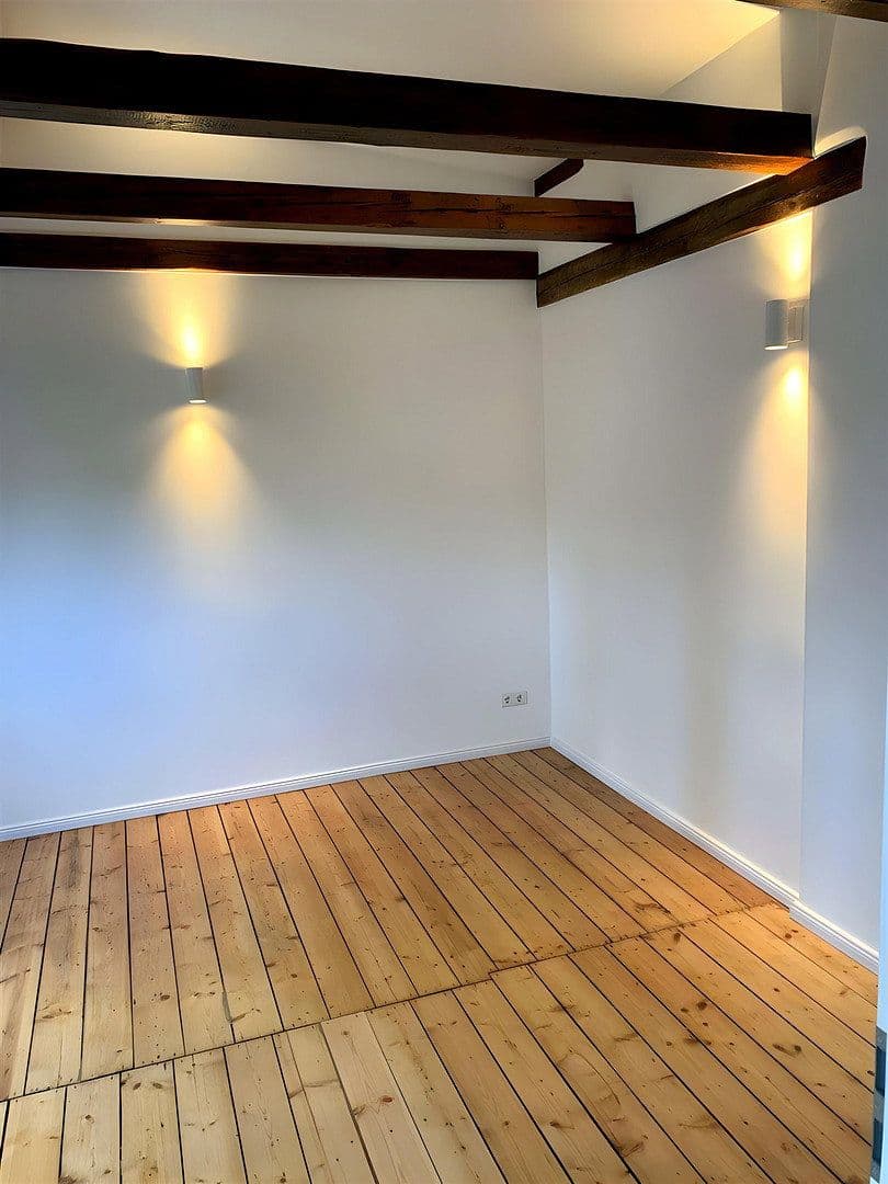 Pronájem bytu 4+1 80 m², Walddörferstrasse 276, Hamburg, Hamburg Pronájem bytu 4+1 80 m², Walddörferstrasse 276, Hamburg, Hamburg