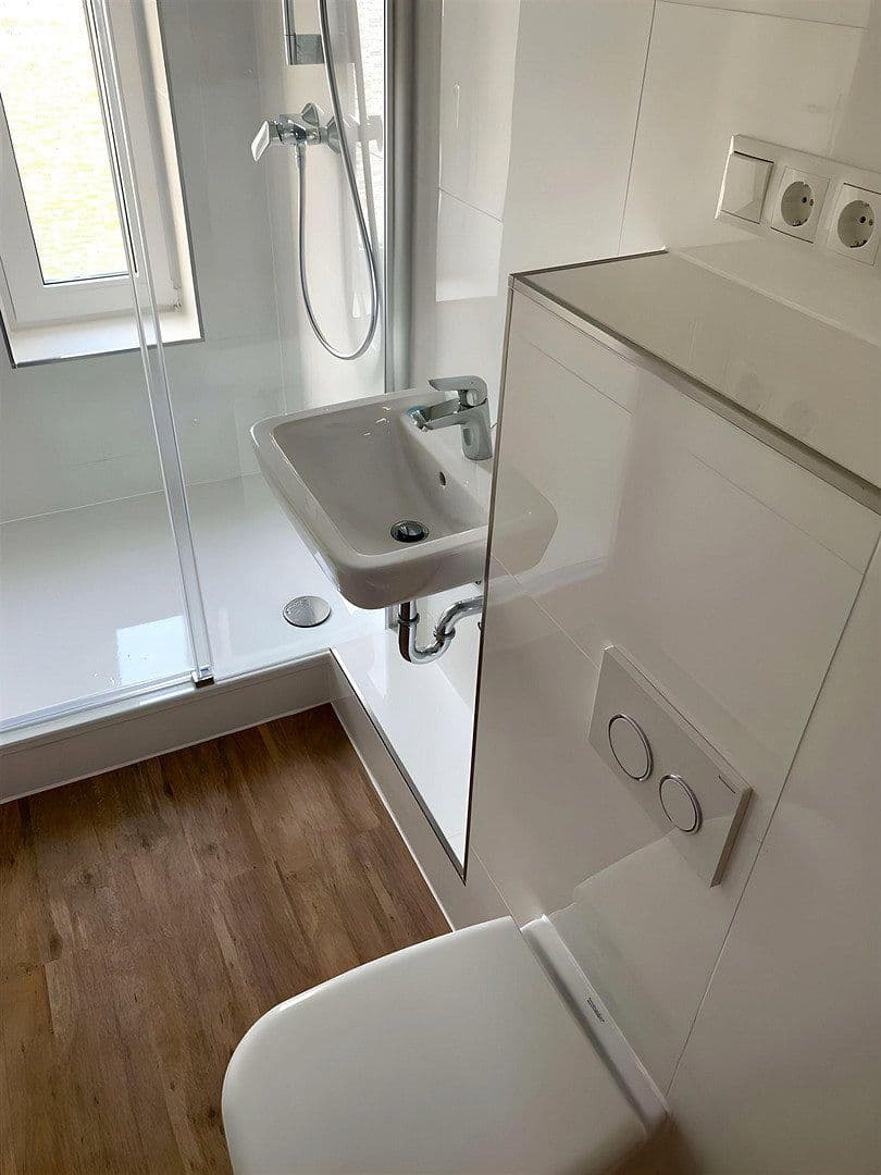 Pronájem bytu 4+1 80 m², Walddörferstrasse 276, Hamburg, Hamburg Pronájem bytu 4+1 80 m², Walddörferstrasse 276, Hamburg, Hamburg
