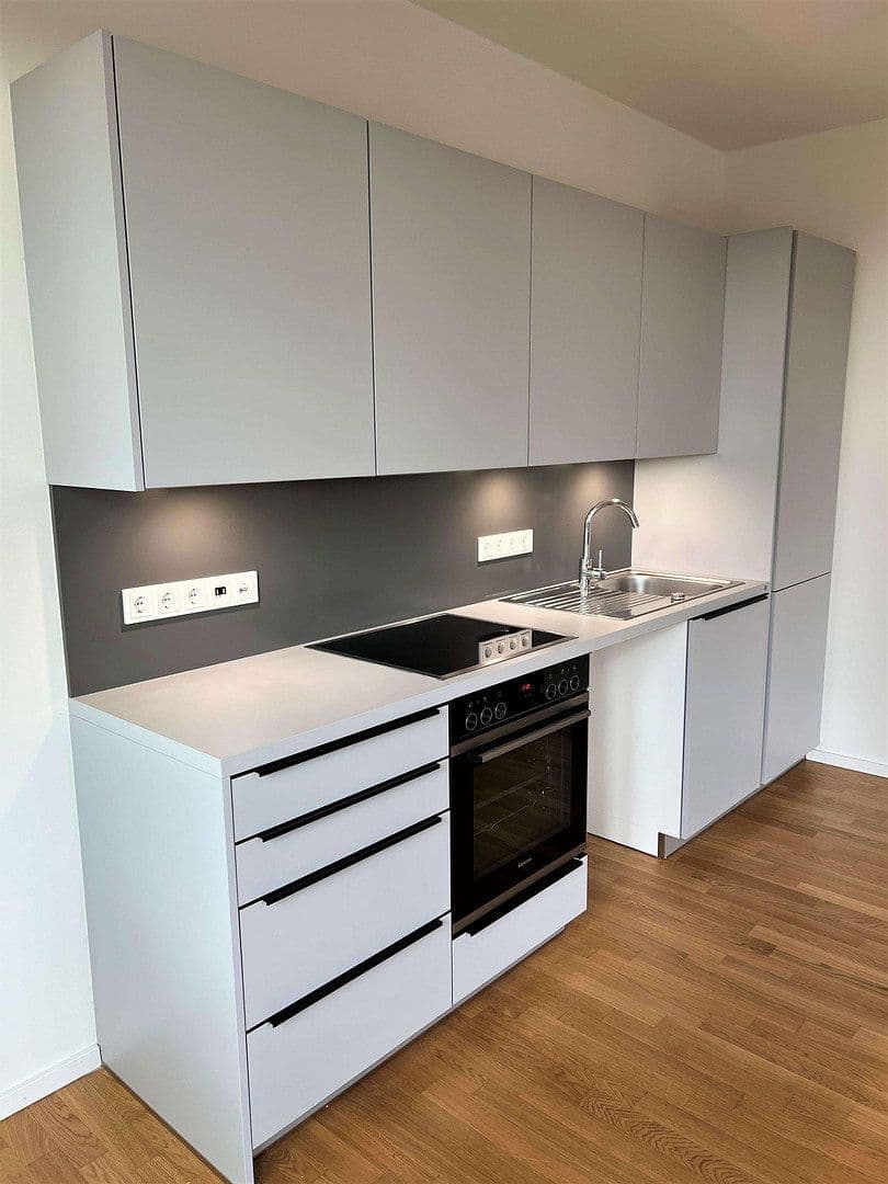 Pronájem bytu 4+1 105 m², Sonninstr 17, Hamburg, Hamburg Pronájem bytu 4+1 105 m², Sonninstr 17, Hamburg, Hamburg