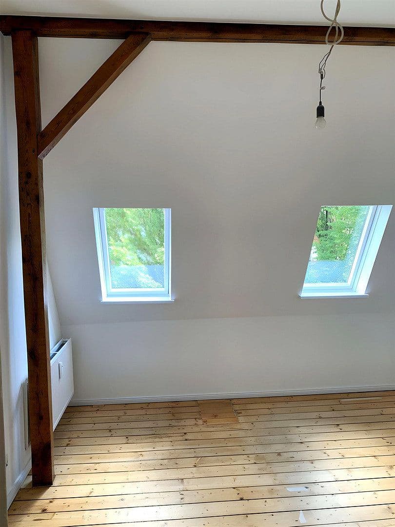 Pronájem bytu 4+1 80 m², Walddörferstrasse 276, Hamburg, Hamburg Pronájem bytu 4+1 80 m², Walddörferstrasse 276, Hamburg, Hamburg