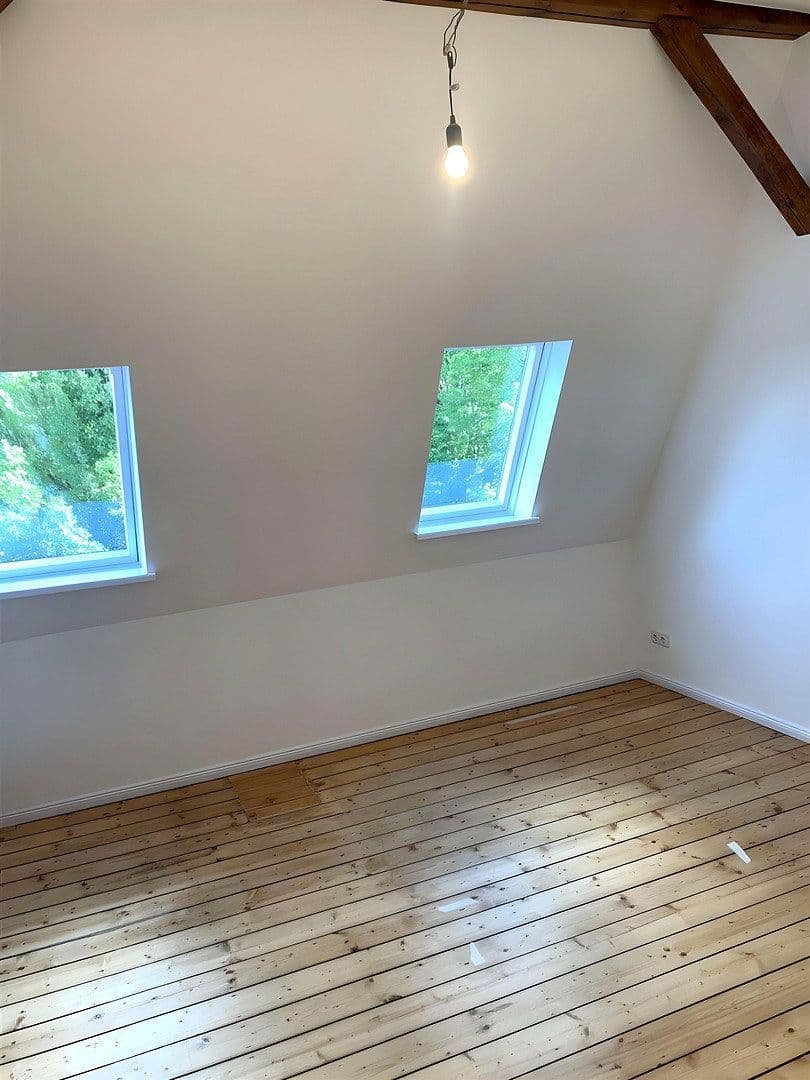 Pronájem bytu 4+1 80 m², Walddörferstrasse 276, Hamburg, Hamburg Pronájem bytu 4+1 80 m², Walddörferstrasse 276, Hamburg, Hamburg