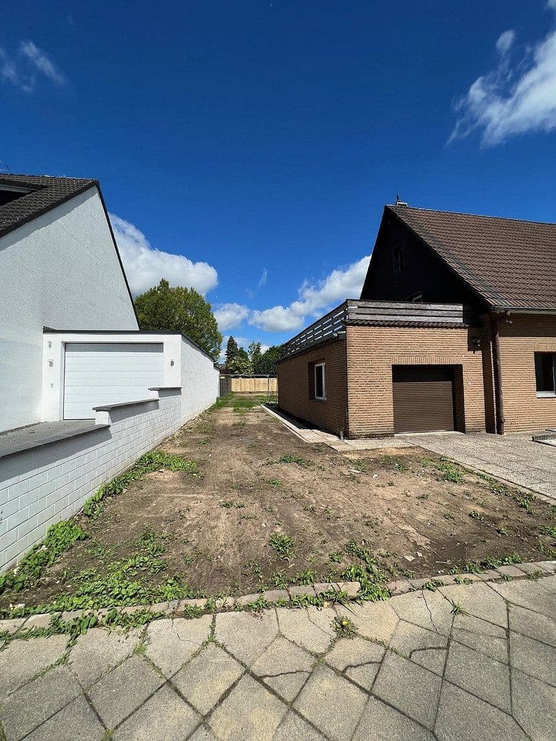 Prodej domu 201 m², pozemek 673 m², Sodenstr. 5, Düsseldorf, Severní Porýní-Vestfálsko Prodej domu 201 m², pozemek 673 m², Sodenstr. 5, Düsseldorf, Severní Porýní-Vestfálsko