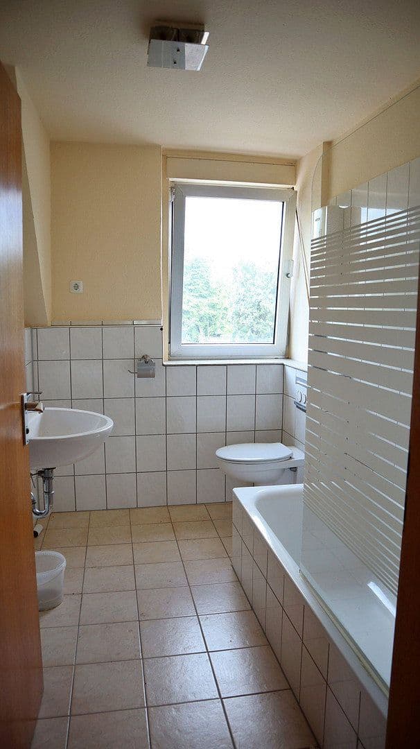 Prodej domu 201 m², pozemek 673 m², Sodenstr. 5, Düsseldorf, Severní Porýní-Vestfálsko Prodej domu 201 m², pozemek 673 m², Sodenstr. 5, Düsseldorf, Severní Porýní-Vestfálsko