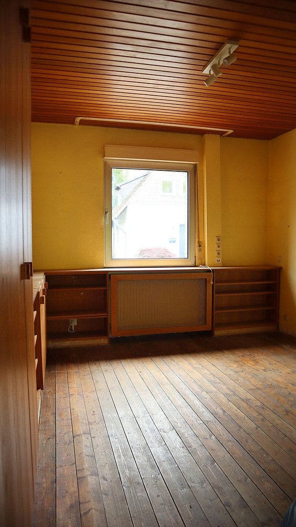 Prodej domu 201 m², pozemek 673 m², Sodenstr. 5, Düsseldorf, Severní Porýní-Vestfálsko Prodej domu 201 m², pozemek 673 m², Sodenstr. 5, Düsseldorf, Severní Porýní-Vestfálsko